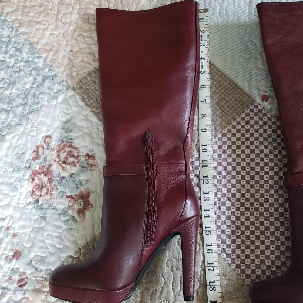 Jessica Simpson boots - Picture 8 of 13